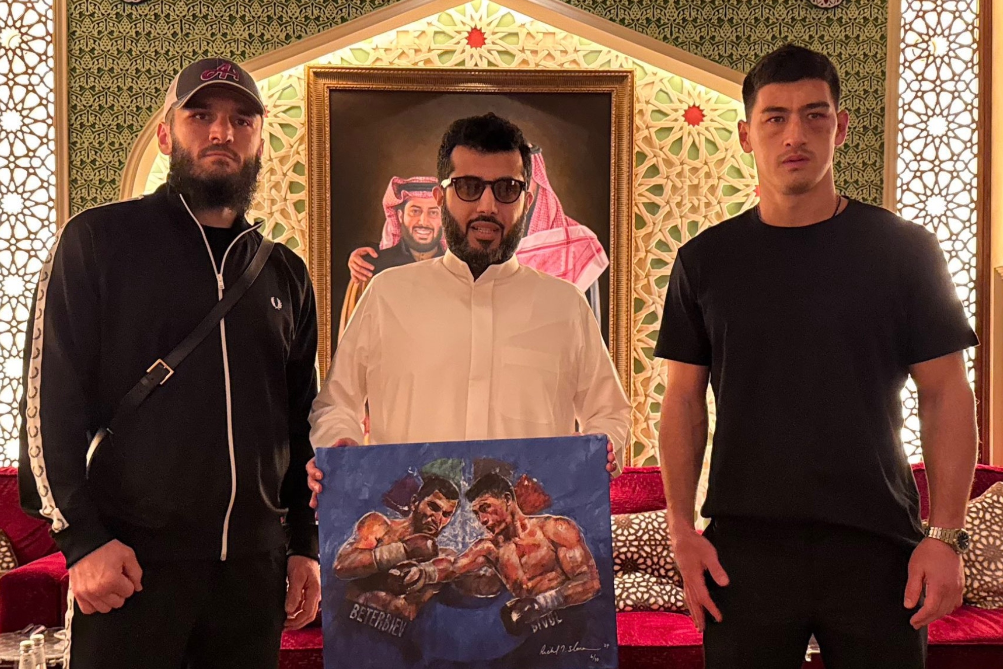 Beterbiev, Alshikh y Bivol.