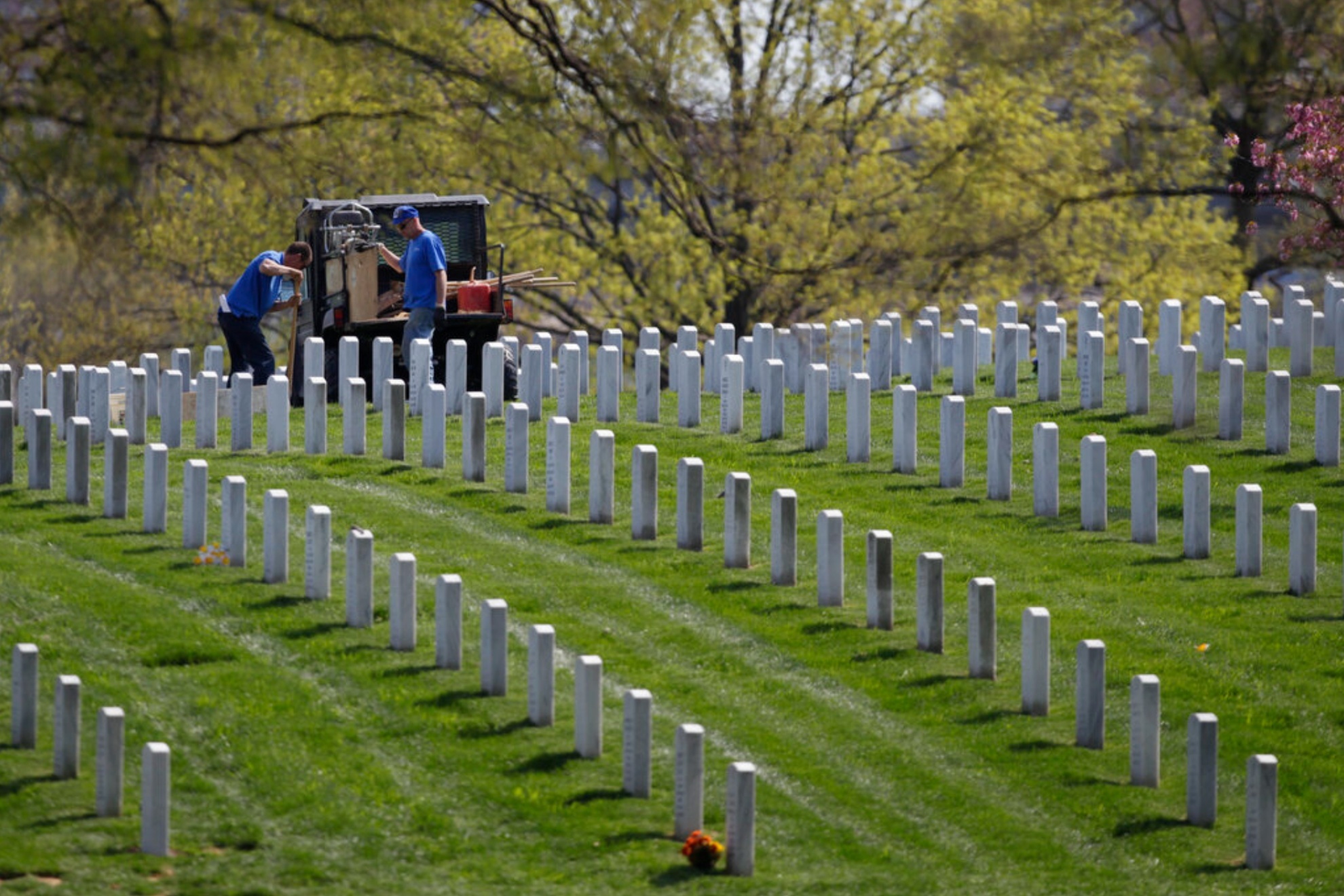 You can apply for VA funeral benefits whether you opt for burial or cremation.